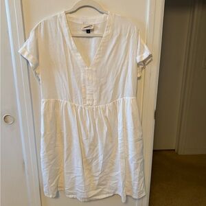 Universal Thread White Relaxed Dress with Bib Collar and Pleated Style